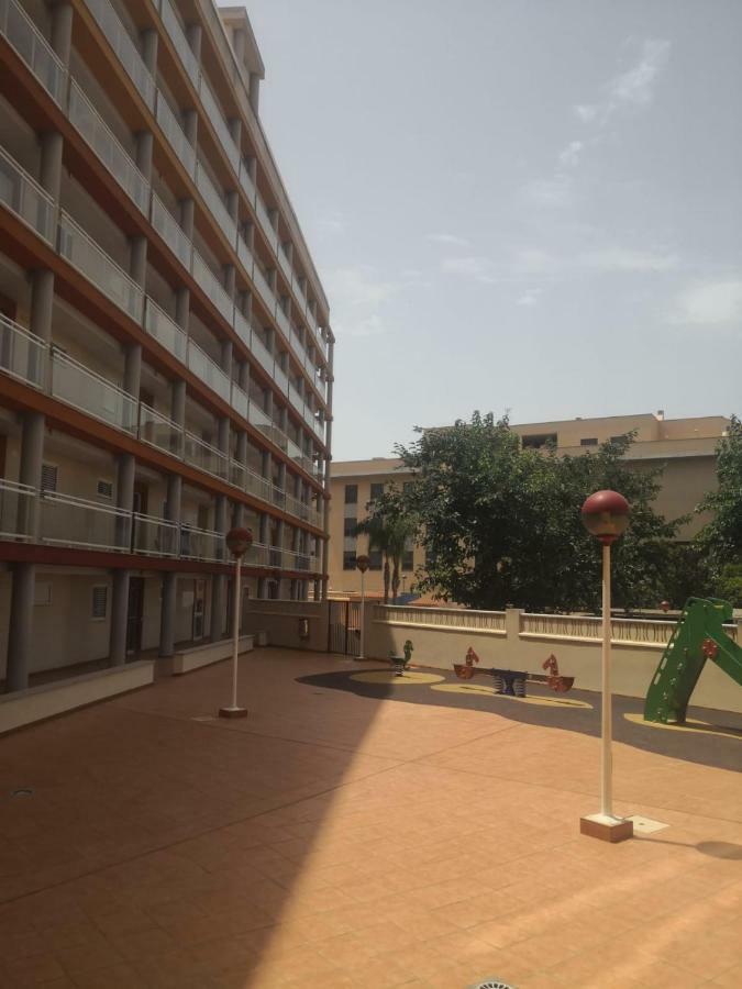 Apartamento Playa Canet De Berenguer Daire Canet d'En Berenguer Dış mekan fotoğraf